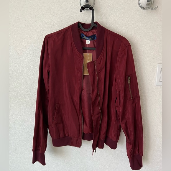 NWT bomber jacket - Picture 2 of 5